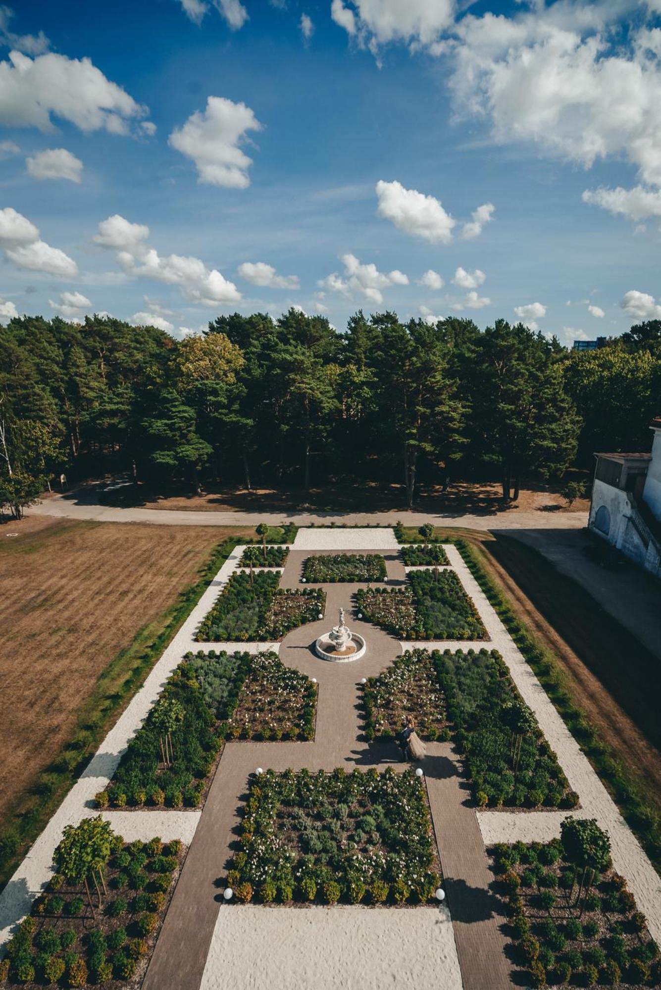 Komoda * Palanga